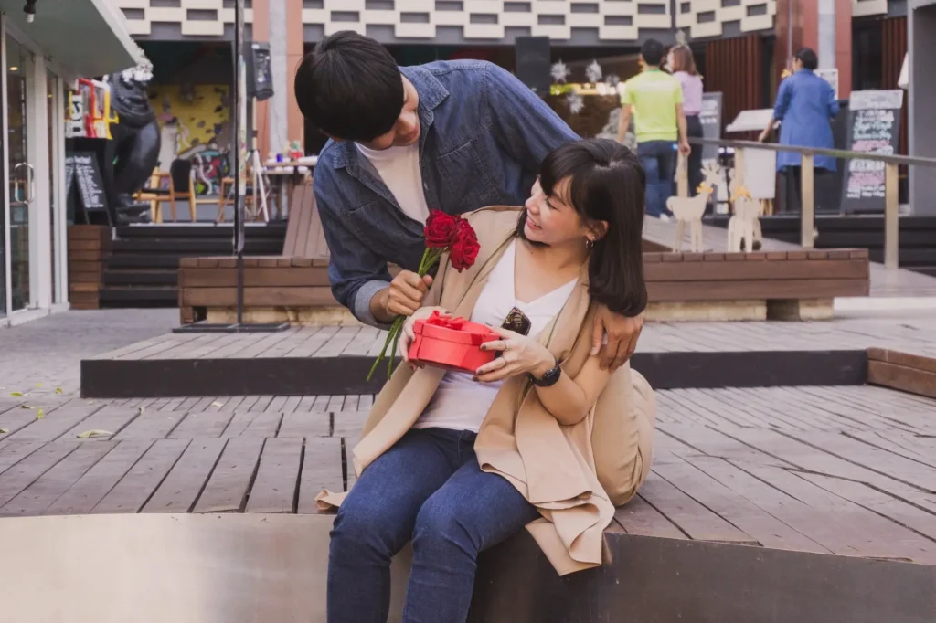 A couple's proposal on prom day