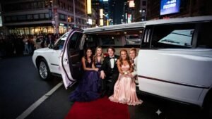 people enjoying prom night with taking care of prom safety