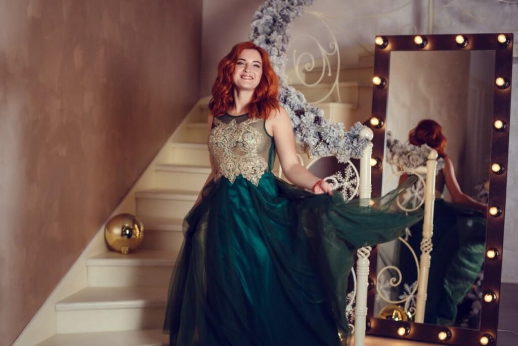 girl trying her prom dress as per her prom budget